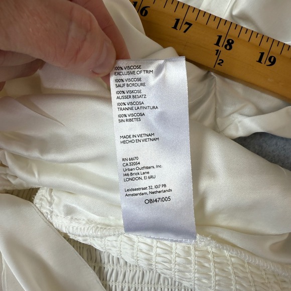 Anthropologie Blouse Long Sleeve V Neck Ruched Tie Front Ivory Womens Size XL - Picture 11 of 14